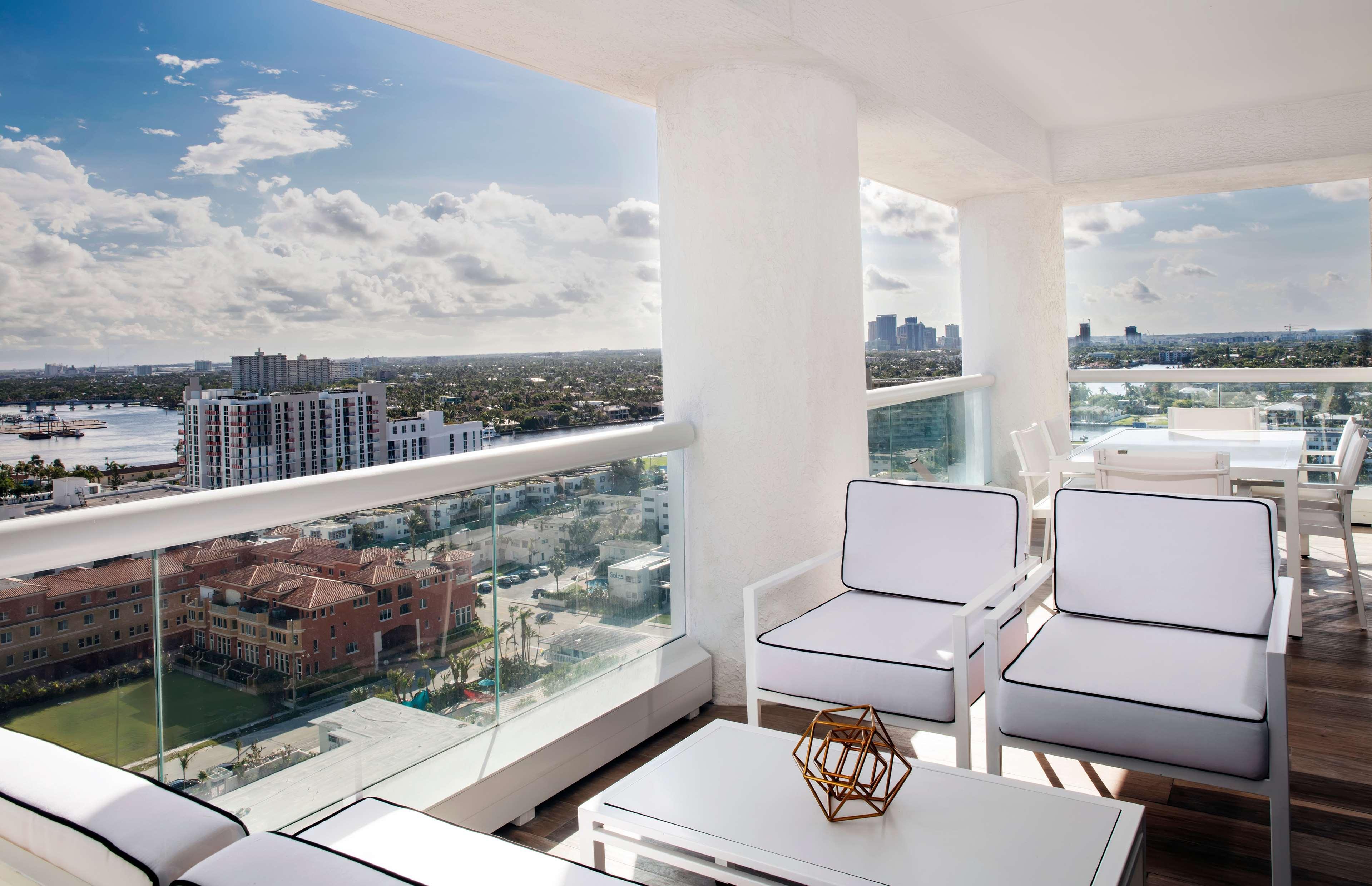 Conrad Fort Lauderdale Beach Bagian luar foto