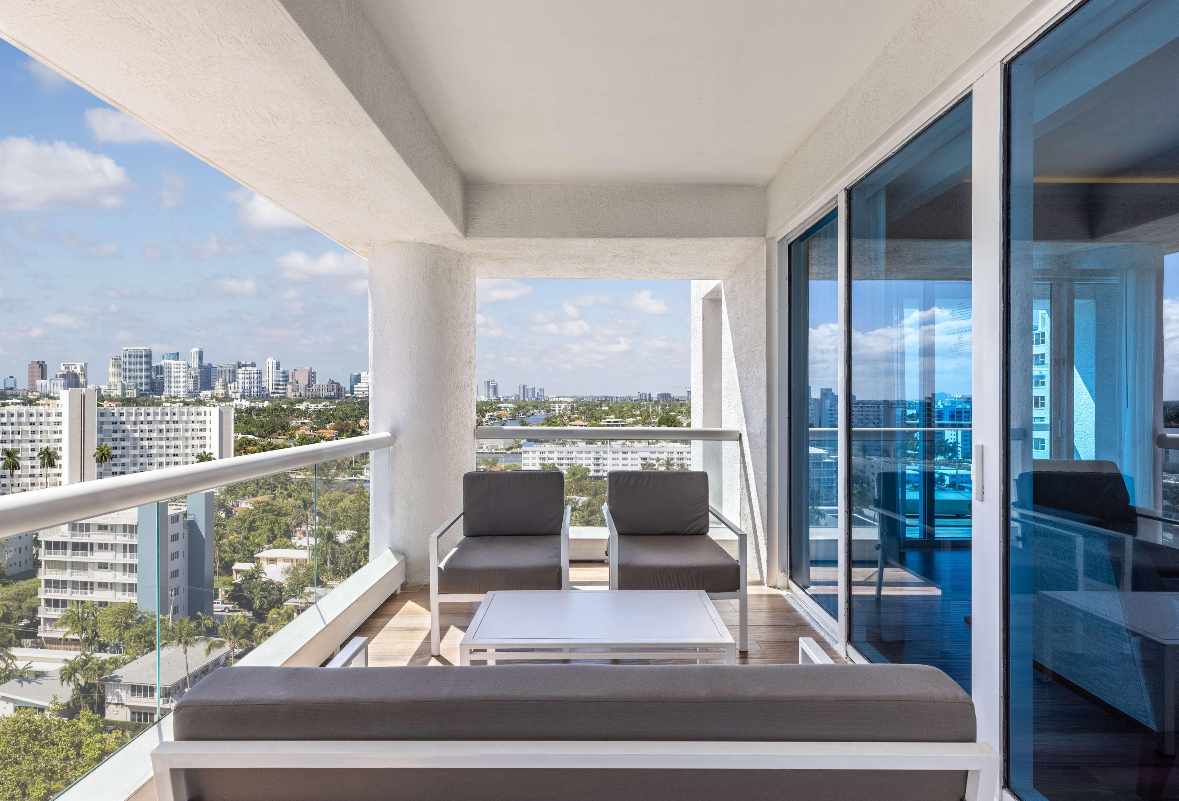 Conrad Fort Lauderdale Beach Bagian luar foto