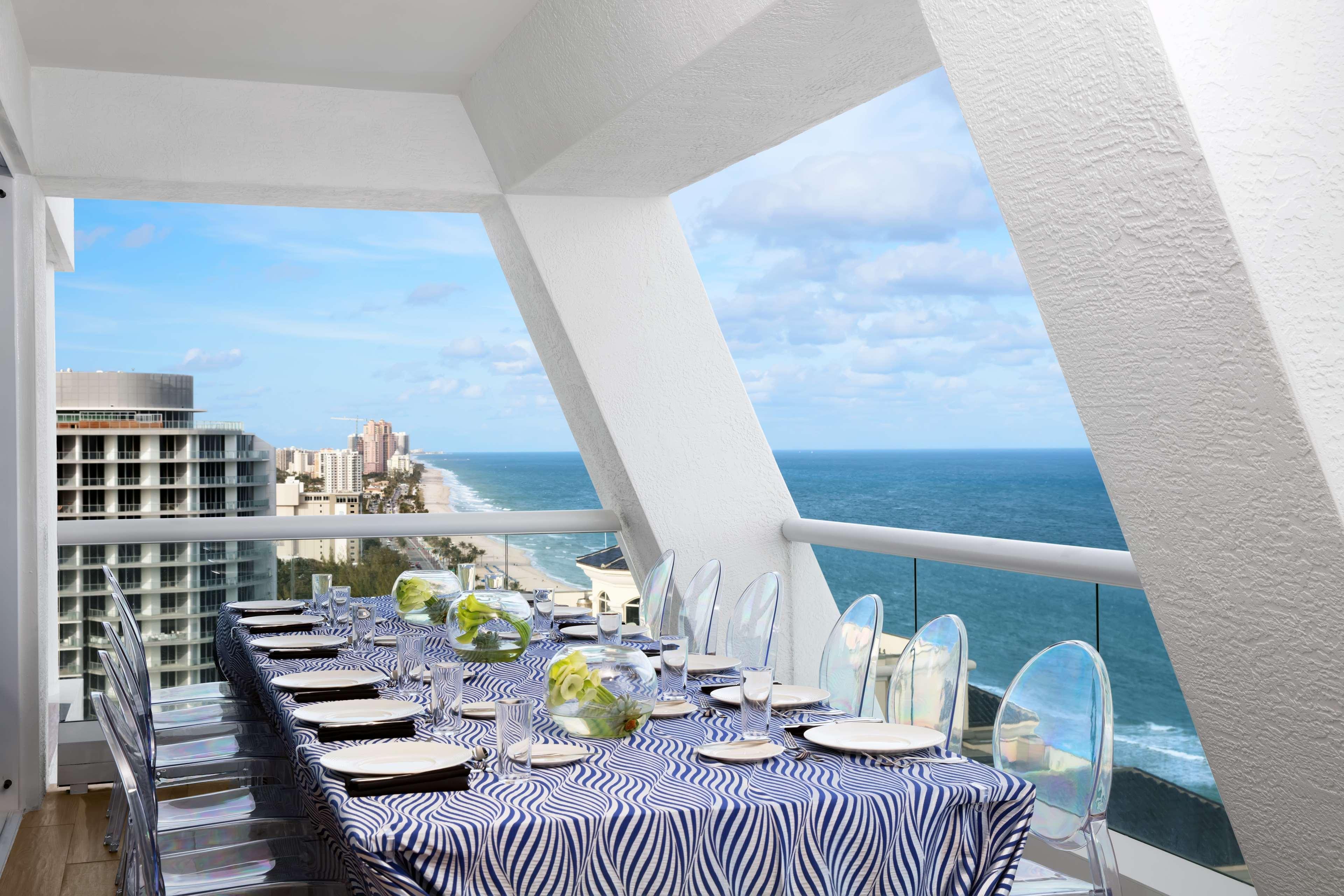 Conrad Fort Lauderdale Beach Bagian luar foto