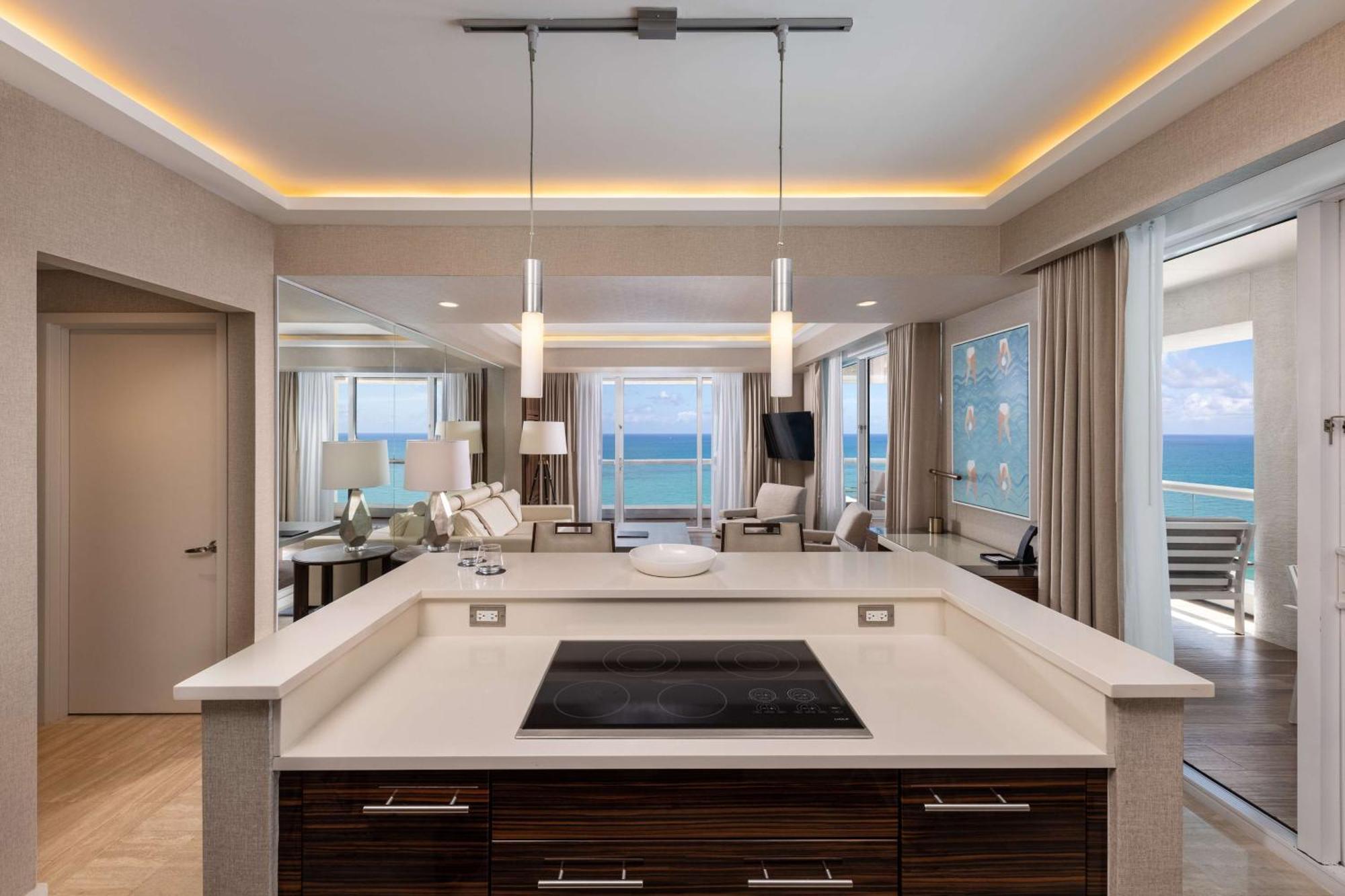 Conrad Fort Lauderdale Beach Bagian luar foto