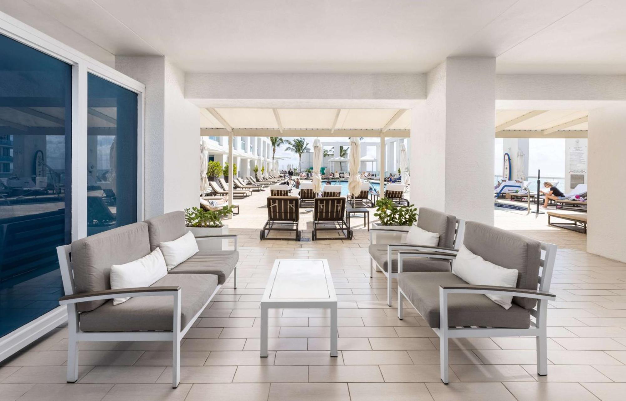 Conrad Fort Lauderdale Beach Bagian luar foto