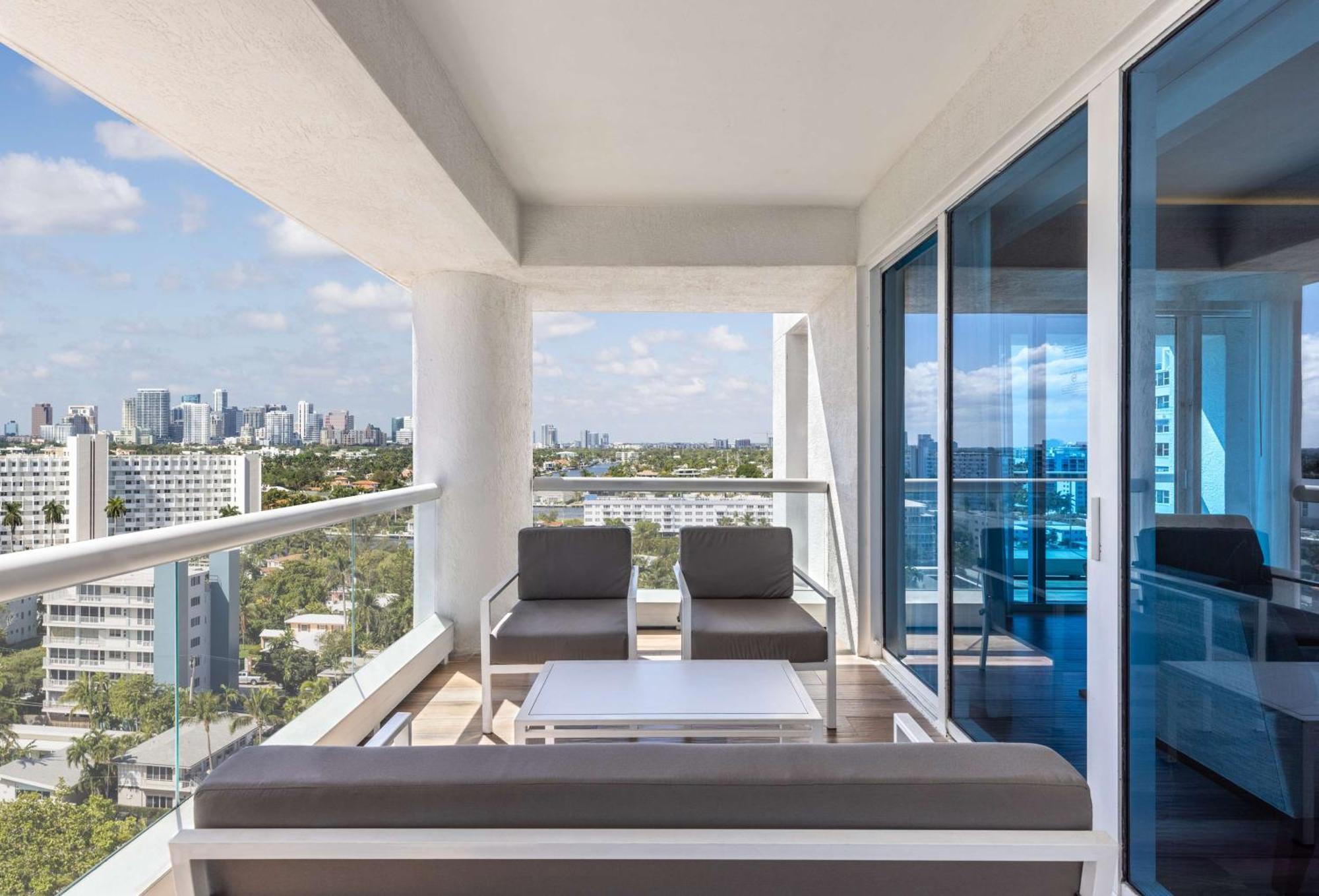 Conrad Fort Lauderdale Beach Bagian luar foto