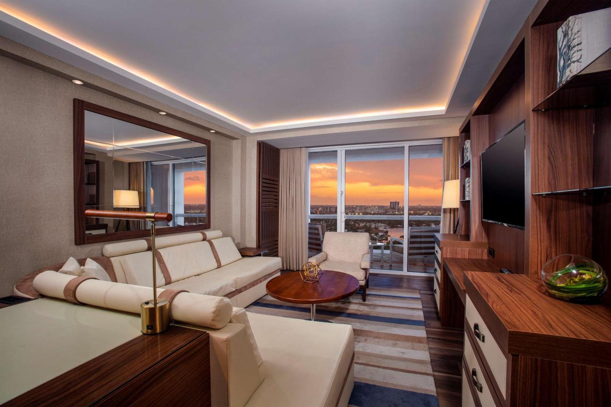 Conrad Fort Lauderdale Beach Bagian luar foto
